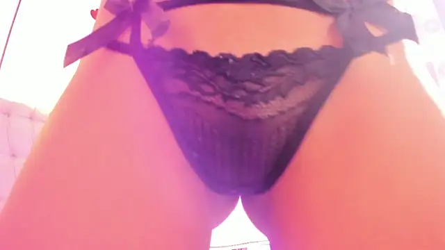 Snapshot of GysellHanson chatting on 14, 2, 2025 GysellHanson online show from 14, 2, 2025