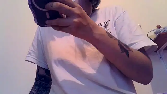 Snapshot of BlueStoneX chatting on 13, 2, 2026 BlueStoneX online show from 13, 2, 2026