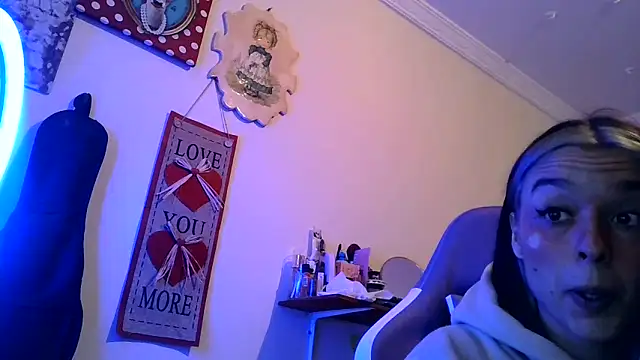 Snapshot of BlueStoneX chatting on 14, 2, 2026 BlueStoneX online show from 14, 2, 2026