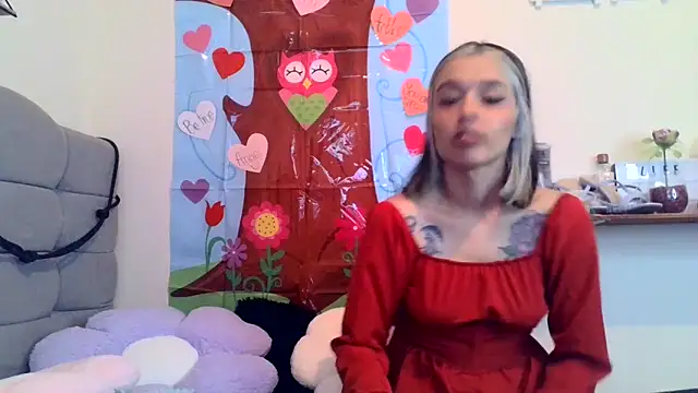 Snapshot of BlueStoneX chatting on 15, 2, 2026 BlueStoneX online show from 15, 2, 2026