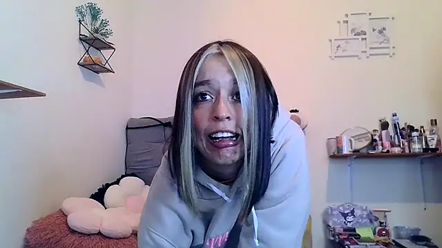 Snapshot of BlueStoneX chatting on 18, 2, 2026 BlueStoneX online show from 18, 2, 2026