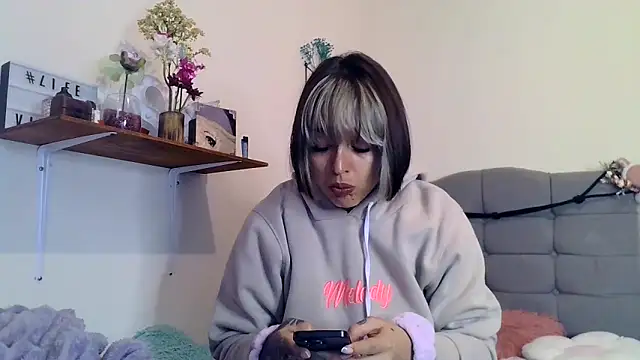 Snapshot of BlueStoneX chatting on 16, 3, 2026 BlueStoneX online show from 16, 3, 2026