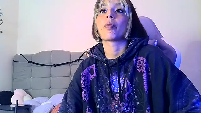 Snapshot of BlueStoneX chatting on 28, 3, 2026 BlueStoneX online show from 28, 3, 2026