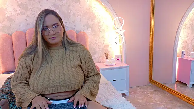 MiaLaurents online show from 15, 1, 2026