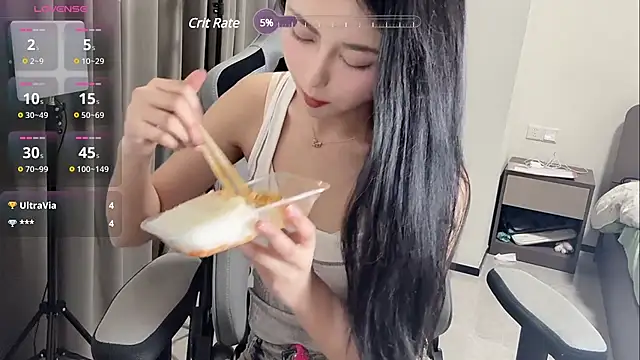 qiaoyi-666 online show from 5, 3, 2025