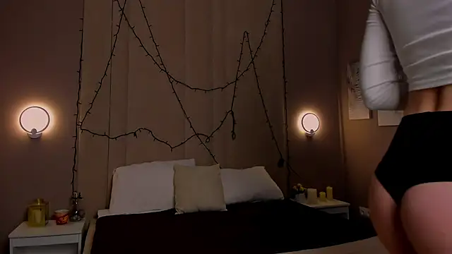 Snapshot of AngelicaKleee chatting on 13, 9, 2025 AngelicaKleee online show from 13, 9, 2025