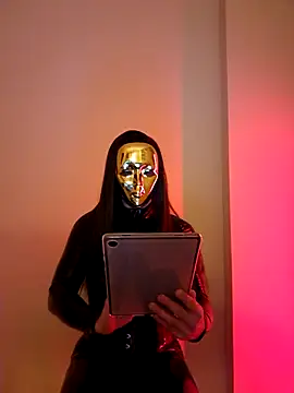 Snapshot of NoraInMask chatting on 28, 2, 2025 NoraInMask online show from 28, 2, 2025