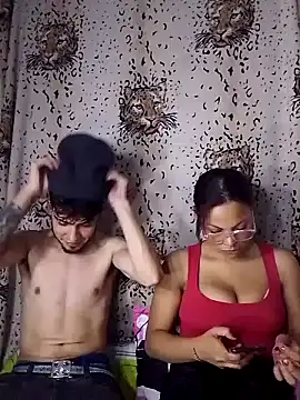 Snapshot of BlakeandRouse chatting on 31, 12, 2024 BlakeandRouse online show from 31, 12, 2024