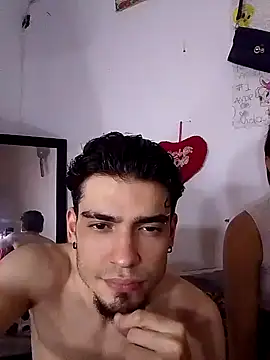 Snapshot of BlakeandRouse chatting on 7, 1, 2025 BlakeandRouse online show from 7, 1, 2025