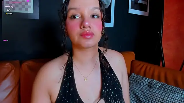 LucyLovelyy online show from 9, 1, 2025