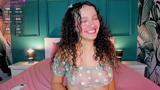 LucyLovelyy online show from 25, 1, 2025