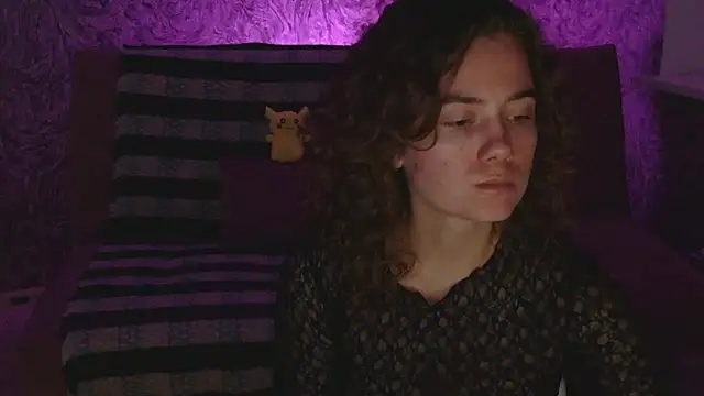 Snapshot of CurlyNed chatting on 25, 12, 2024 CurlyNed online show from 25, 12, 2024