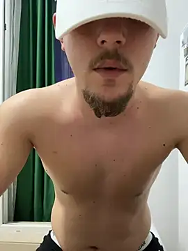 Snapshot of couplehot992 chatting on 30, 12, 2024 couplehot992 online show from 30, 12, 2024