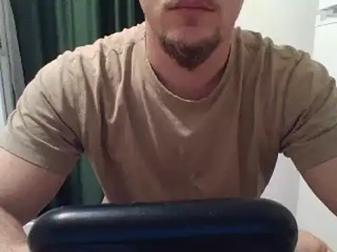 Snapshot of couplehot992 chatting on 3, 1, 2025 couplehot992 online show from 3, 1, 2025