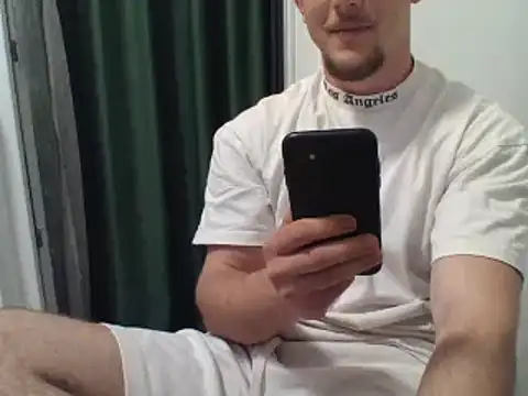 Snapshot of couplehot992 chatting on 11, 3, 2025 couplehot992 online show from 11, 3, 2025