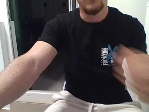 Snapshot of couplehot992 chatting on 15, 3, 2025 couplehot992 online show from 15, 3, 2025