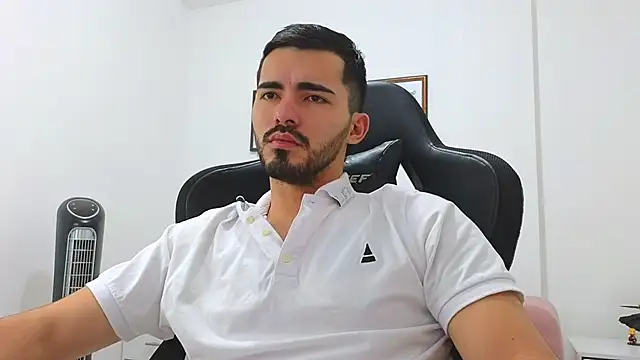 Massimoo 07 online show from 11, 1, 2025