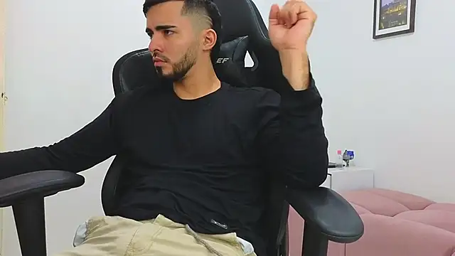 Massimoo 07 online show from 22, 1, 2025