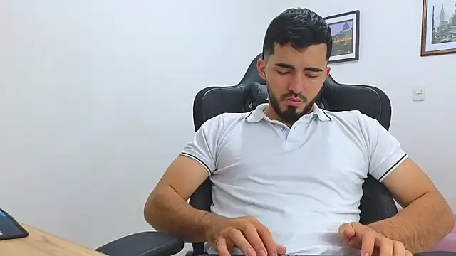 Massimoo 07 online show from 14, 2, 2025