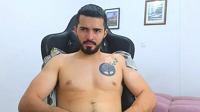 Massimoo 07 online show from 18, 3, 2025