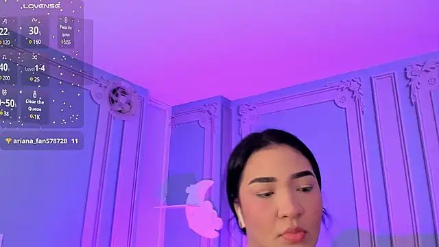 stefany duque1  online show from 12, 1, 2025