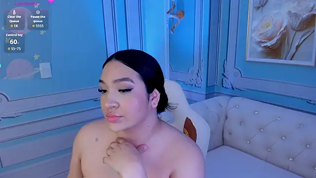 stefany duque1  online show from 2, 10, 2025