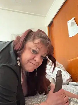 Luciouslouise72xh online show from 12, 9, 2025