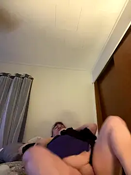 Luciouslouise72xh online show from 13, 9, 2025