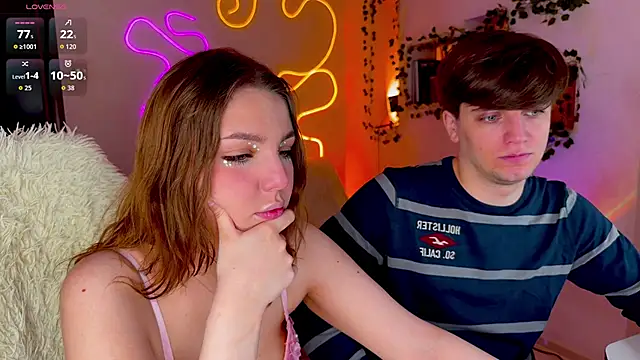 Snapshot of RobertAndLinela chatting on 12, 9, 2025 RobertAndLinela online show from 12, 9, 2025