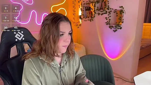 Snapshot of RobertAndLinela chatting on 30, 10, 2025 RobertAndLinela online show from 30, 10, 2025