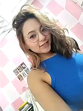 Snapshot of Paulina_mosh chatting on 15, 2, 2025 Paulina mosh online show from 15, 2, 2025