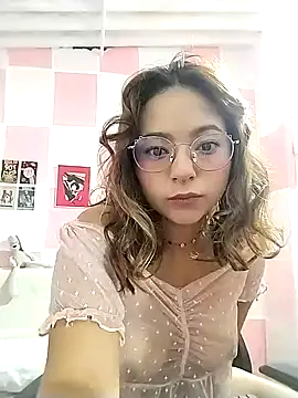 Snapshot of Paulina_mosh chatting on 20, 2, 2025 Paulina mosh online show from 20, 2, 2025