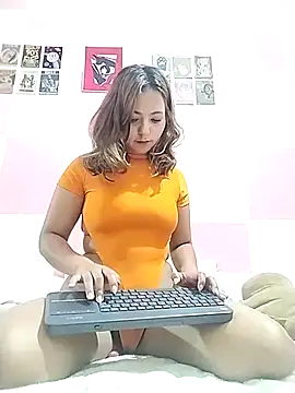 Snapshot of Paulina_mosh chatting on 9, 3, 2025 Paulina mosh online show from 9, 3, 2025