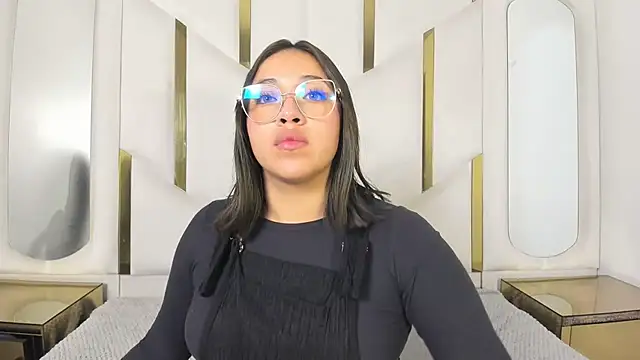 IsabellRodriguez18 online show from 22, 2, 2026