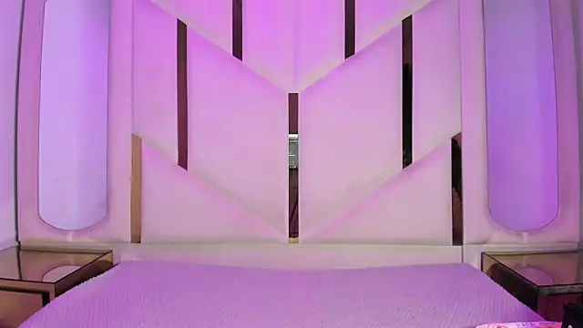 IsabellRodriguez18 online show from 23, 3, 2026