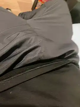 Snapshot of rominoucoquin chatting on 5, 1, 2025 rominoucoquin online show from 5, 1, 2025