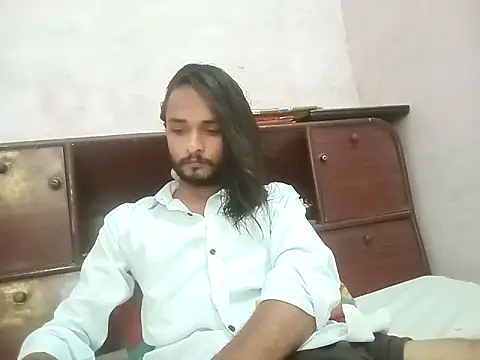 IamRentedBoybfriend online show from 18, 9, 2025