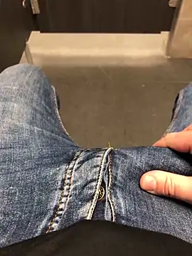 22TT2295 online show from 11, 1, 2025