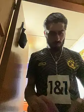 Snapshot of FlacuCoco chatting on 10, 10, 2025 FlacuCoco online show from 10, 10, 2025