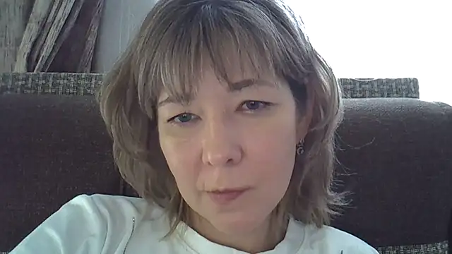 EllaJohnsonX online show from 19, 1, 2025