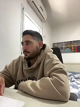 Snapshot of luffykingofpirets chatting on 4, 2, 2025 luffykingofpirets online show from 4, 2, 2025