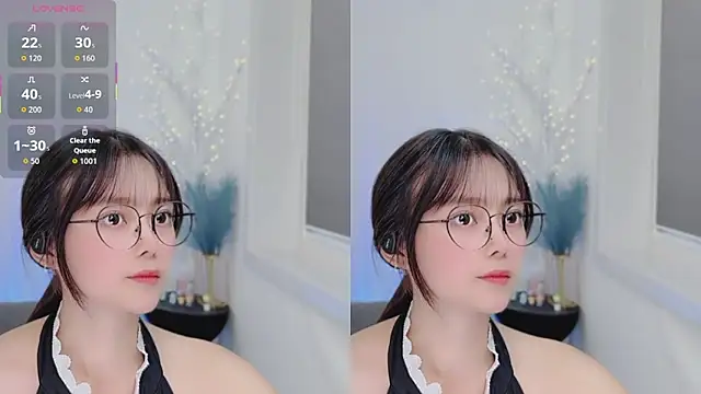 Snapshot of Natasha2025 chatting on 17, 10, 2025 Natasha2025 online show from 17, 10, 2025