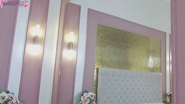 Snapshot of KiraMyers chatting on 23, 2, 2025 KiraMyers online show from 23, 2, 2025