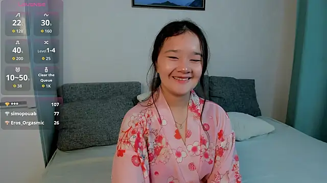 Snapshot of Maekko chatting on 17, 10, 2025 Maekko online show from 17, 10, 2025