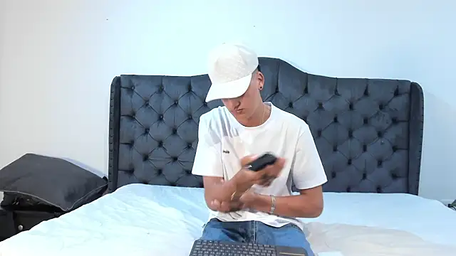 two milkyway online show from 22, 9, 2025