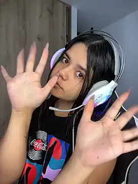 pretty angela1 online show from 12, 1, 2026