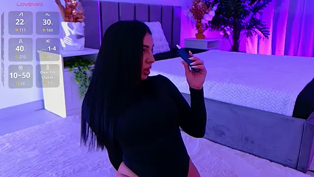 Snapshot of evanew_ chatting on 10, 4, 2026 evanew online show from 10, 4, 2026