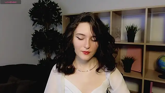 Snapshot of niki_cutes chatting on 12, 1, 2025 niki cutes online show from 12, 1, 2025