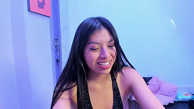 Snapshot of Chloe_Martini chatting on 27, 3, 2026 Chloe Martini online show from 27, 3, 2026