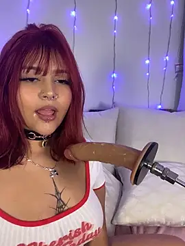 Snapshot of kath_kitty chatting on 8, 10, 2025 kath kitty online show from 8, 10, 2025